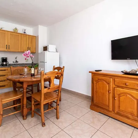 شقة Floritas 23 - One Bed With Pool View
